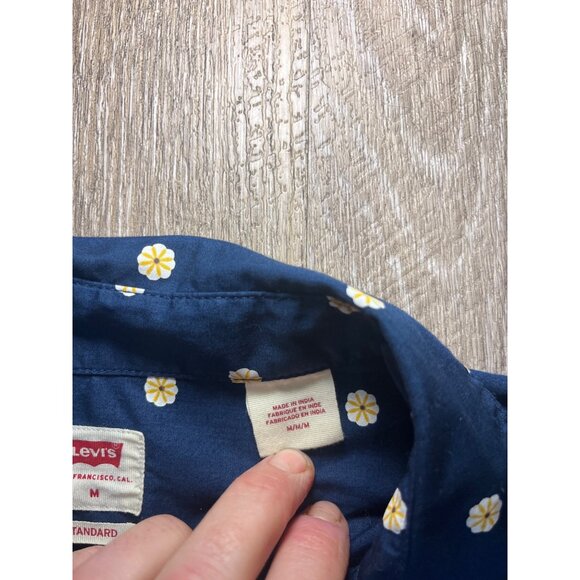 Levis Mens Navy Blue Long Sleeve Button-Up Shirt With Yellow Floral Print Size M - Picture 4 of 8